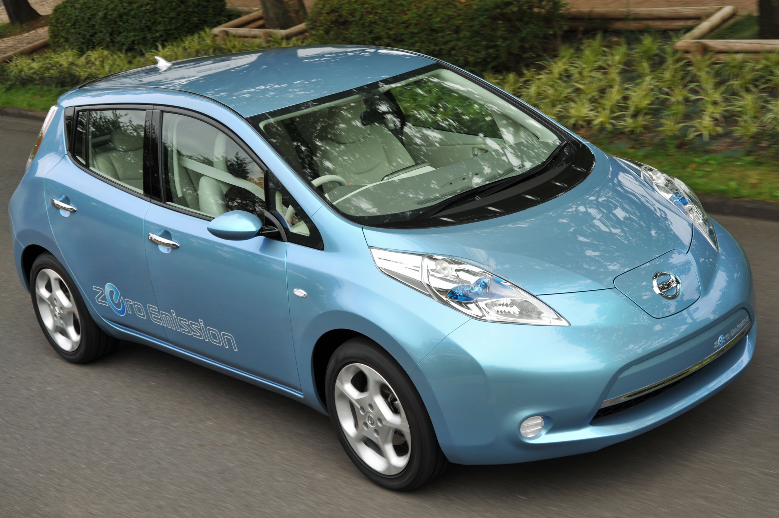 Nissan leaf car of the future #8
